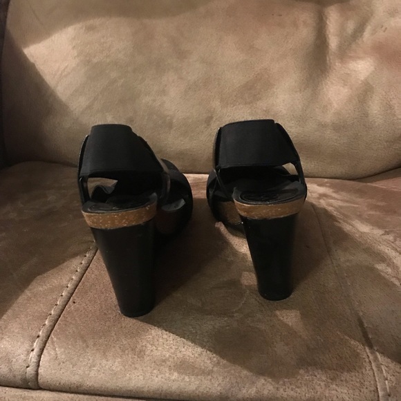 Shoes - Picture 3 of 5